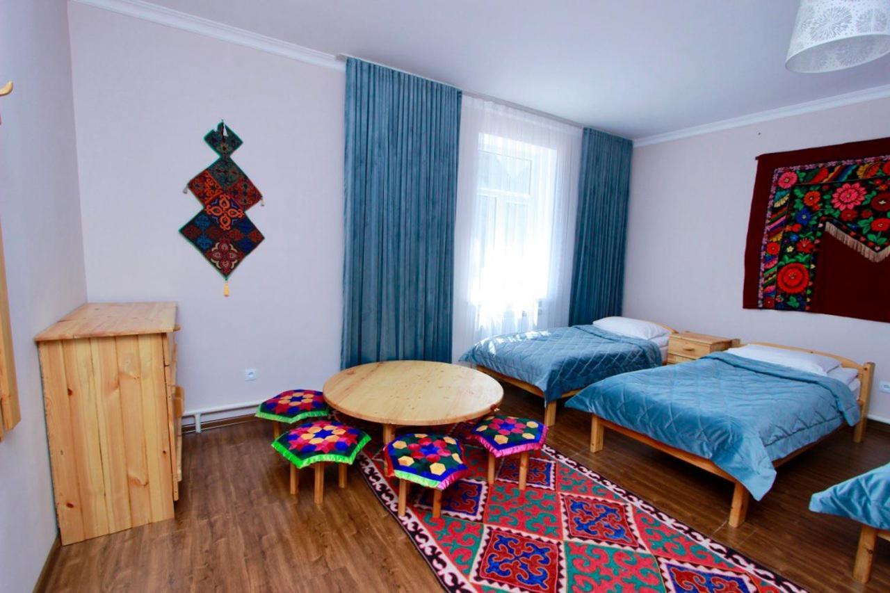 Muras Hotel Karakol Esterno foto