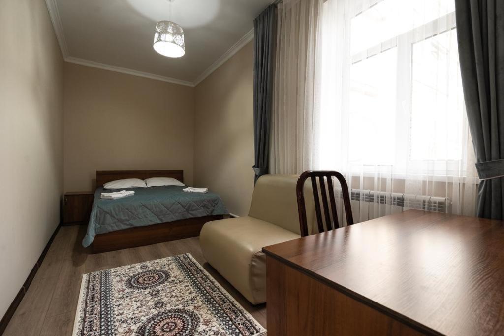 Muras Hotel Karakol Esterno foto
