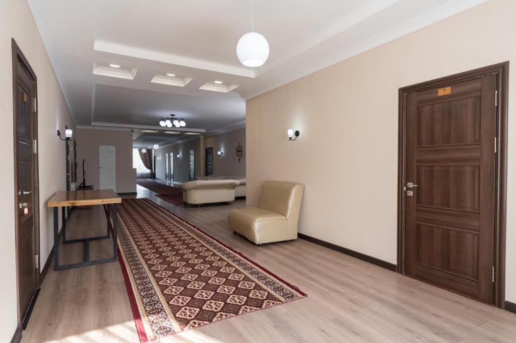 Muras Hotel Karakol Esterno foto