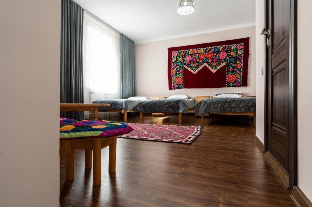 Muras Hotel Karakol Esterno foto
